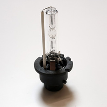 D2S / D2R Lamps XENON 8000K OEM HID Bulbs High Quality Metal Base 2pcs 